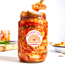 Load image into Gallery viewer, Kimchi Workshop at the Mandoo Club Garden
